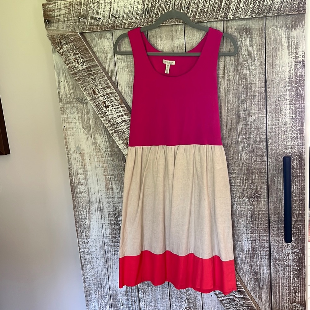 Madison color block dress. Size medium.